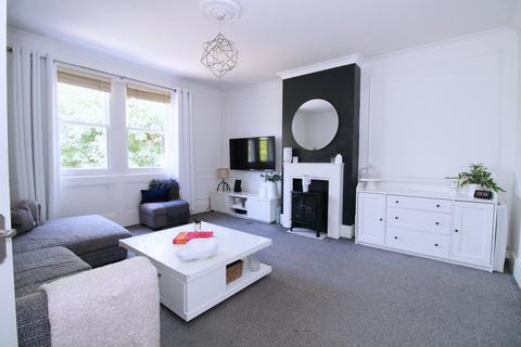 Flat 5, 44 The Avenue, Beckenham, BR3 5ER