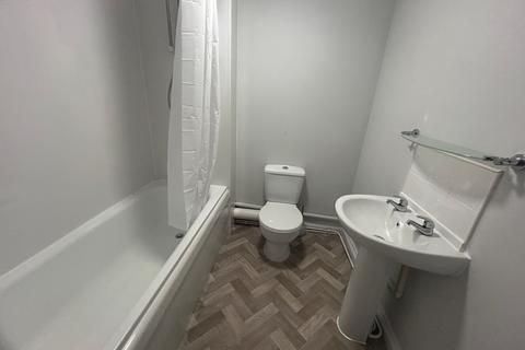 1 bedroom flat for sale, Little Moss Court, Little Moss Lane, Clifton, Swinton, M27