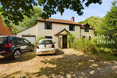 4 bedroom detached house for sale, Norwich Road, Attleborough NR17