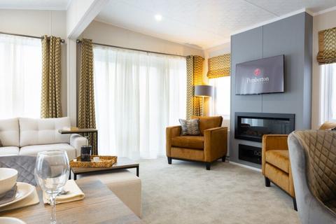 2 bedroom lodge for sale, Mere View Farm, Park Lane  Pickmere