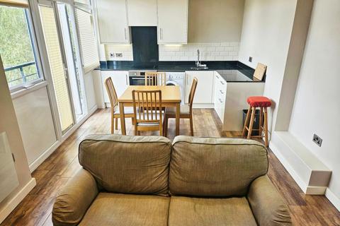 1 bedroom flat for sale, Flat 29 Kirkstall Gate, 101 Commercial Road, Leeds, West Yorkshire, LS5 3AD