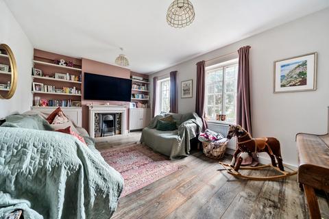 8 Orchards Way, Southampton, SO17 1RD