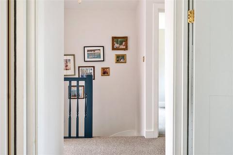 8 Orchards Way, Southampton, SO17 1RD