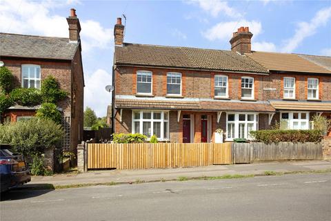 3 bedroom end of terrace house for sale, Cornwall Road, Harpenden, Hertfordshire, AL5