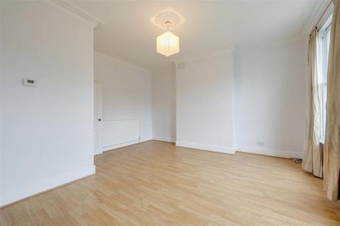 2 bedroom flat to rent, Manor Park, Hither Green, London, SE13