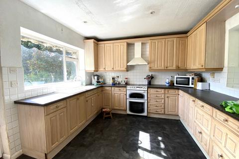 3 bedroom detached bungalow for sale, MAYFORD