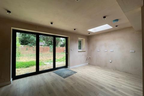 6 Butts Meadow, Wisborough Green, Billingshurst, RH14 0BU