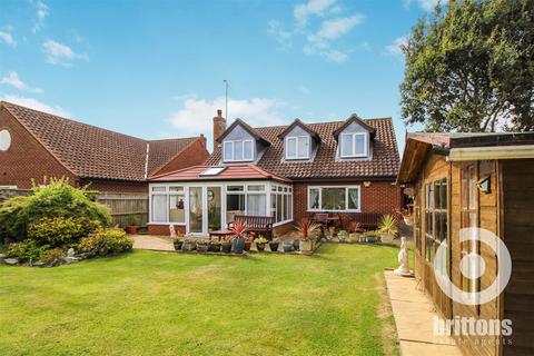 4 bedroom chalet for sale, Manor Lane, Snettisham, King's Lynn