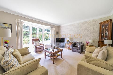 4 bedroom detached house for sale, Lawrence Gardens, Mill Hill, London, NW7