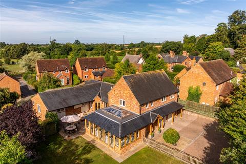 4 bedroom detached house for sale, Main Street, Adstock, Buckinghamshire, MK18