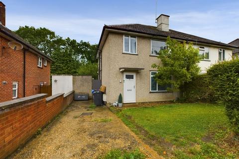 3 bedroom semi-detached house to rent, Rowdown Crescent, New Addington, Croydon