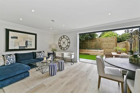 4 bedroom end of terrace house for sale, Brooklands Place, Hampton Hill