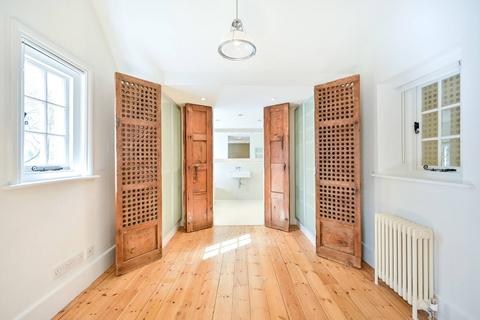 3 bedroom semi-detached house to rent, Park Road, Stoke Poges, Slough, SL2