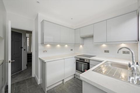 2 bedroom flat for sale, St John's Wood High Street, London NW8