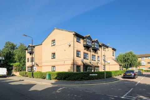 1 bedroom ground floor flat for sale, Read Court, 1 Gandhi Close, Walthamstow