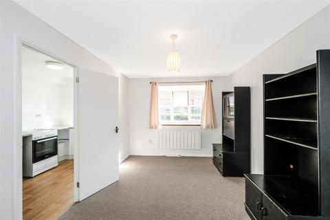 1 bedroom ground floor flat for sale, Read Court, 1 Gandhi Close, Walthamstow