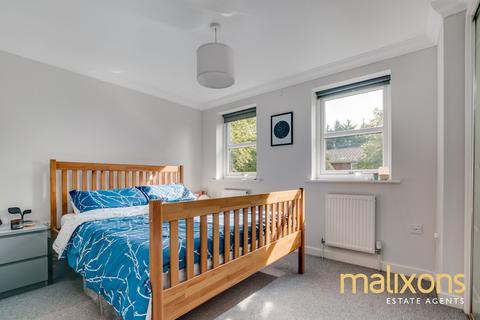 2 bedroom apartment for sale, London SE19