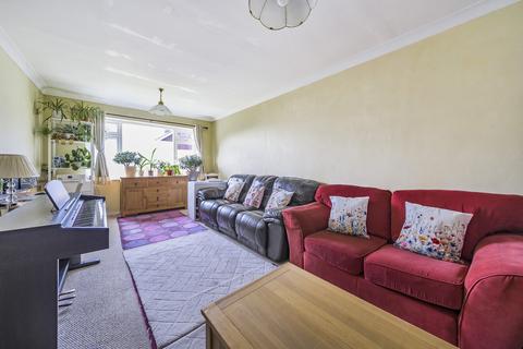 6 Manor Lodge, Guildford, GU2 9NH