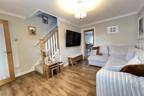 13 Llys Cynon, Hirwaun, Aberdare, CF44 9PR