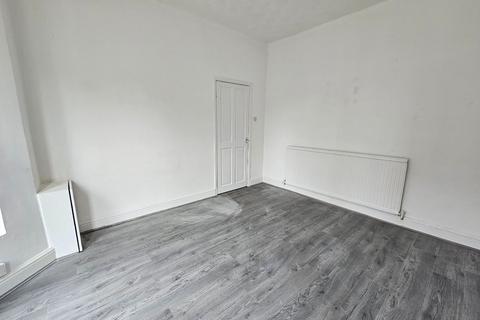 3 bedroom terraced house to rent, Ridley Road, Liverpool