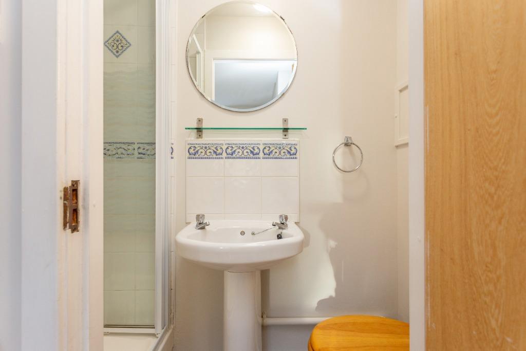 Flat 6, 116 Ettrick