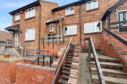 5 Bilsington Close, Chatham, ME5 7NE
