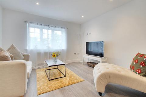 2 bedroom flat for sale, Ferringham Lane, Worthing BN12