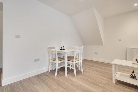 2 bedroom flat for sale, Ferringham Lane, Worthing BN12