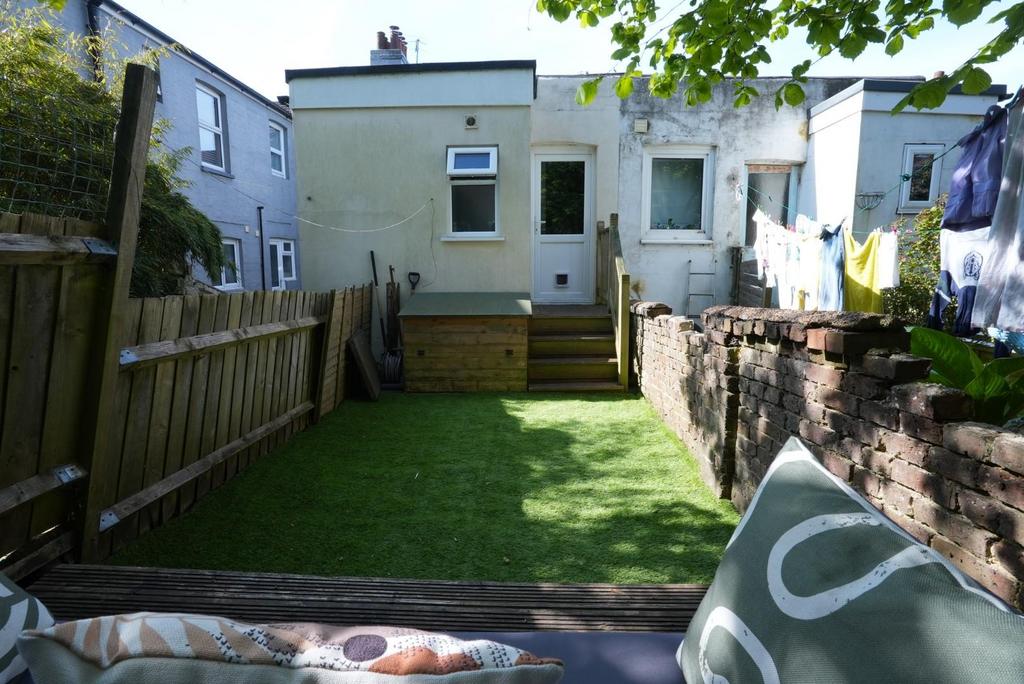 Rear Garden - owners  (4).JPG