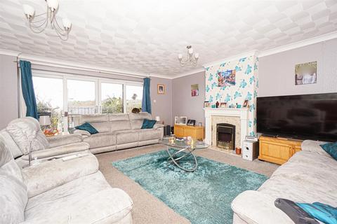 5 bedroom detached house for sale, Pine Avenue, Hastings