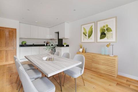 3 bedroom end of terrace house for sale, Wilton Way, London, E8