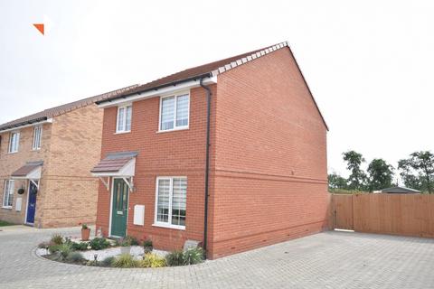 3 bedroom detached house for sale, Woodpecker Way, Kirby Cross, Frinton-on-Sea