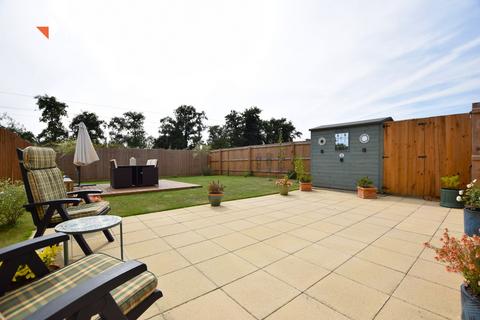 3 bedroom detached house for sale, Woodpecker Way, Kirby Cross, Frinton-on-Sea