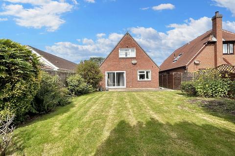 4 bedroom detached house for sale, Lunedale Road, Dibden Purlieu, SO45