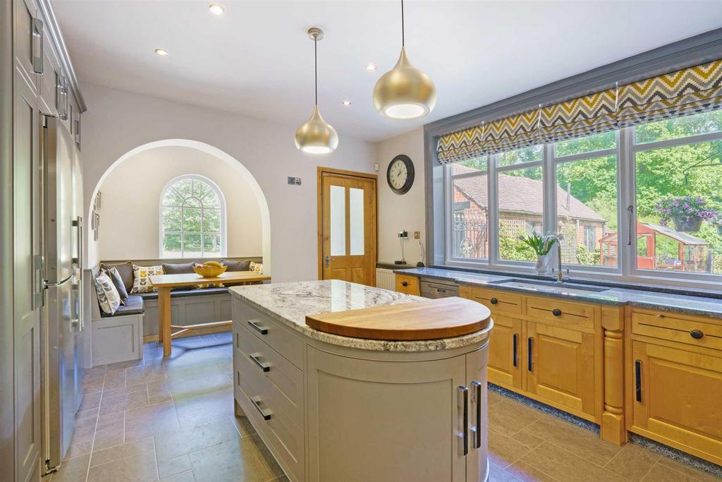 Kitchen/Breakfast Room