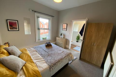 1 bedroom in a house share to rent, Springfield Road, Springfield, Wigan, WN6 7AT