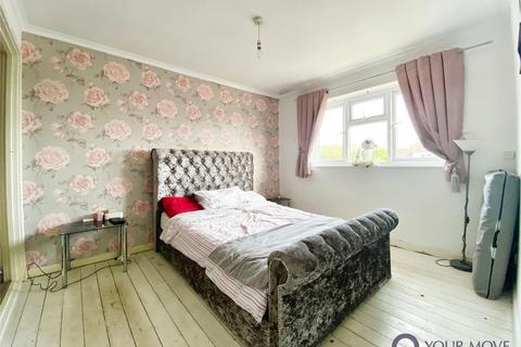 3 bedroom semi-detached house for sale, Drake Avenue, East Sussex BN23