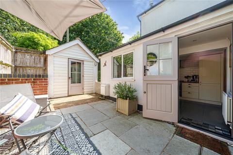 3 bedroom semi-detached house for sale, Aveley Lane, Farnham, Surrey, GU9