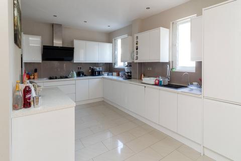 5 bedroom semi-detached house for sale, Mill Ridge, Edgware, HA8