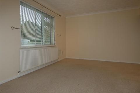 3 bedroom link detached house to rent, Rookery Green, Beck Row IP28