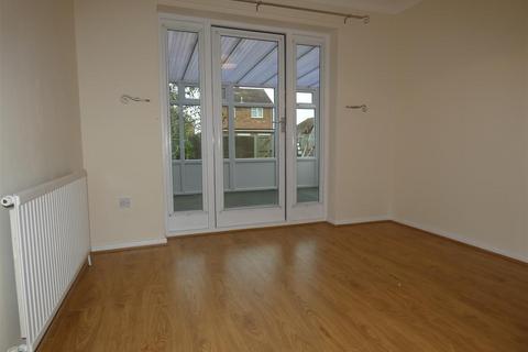 3 bedroom link detached house to rent, Rookery Green, Beck Row IP28