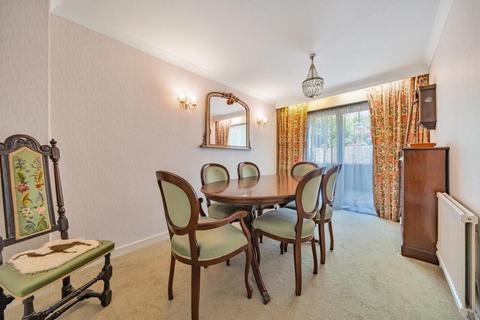 3 bedroom house for sale, Heights Close, West Wimbledon, SW20