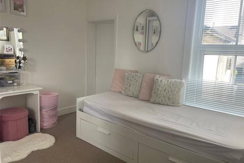 14 Stanley Road, Northfleet, Gravesend, DA11 7AR