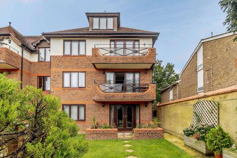 2 bedroom flat for sale, Kings Chase View, The Ridgeway, EN2