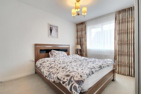 4 bedroom detached house for sale, Kilham Way, Ferring BN12