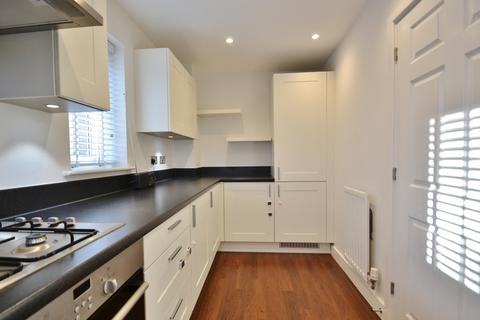 76 Renfields, Haywards Heath, RH16 4TG