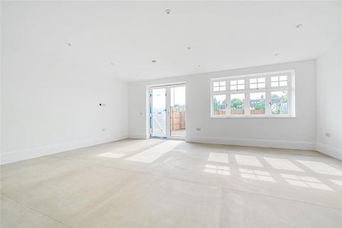 5 bedroom semi-detached house to rent, Abbey Road, Enfield, EN1