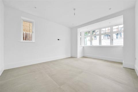 5 bedroom semi-detached house to rent, Abbey Road, Enfield, EN1