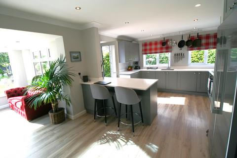 7 Birkdale, Norwich, NR4 6AF