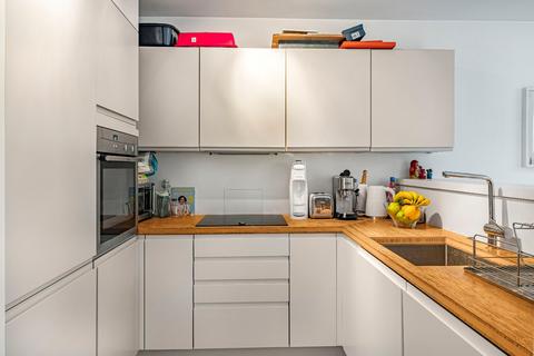 2 bedroom apartment to rent, Dalston Lane, London, E8